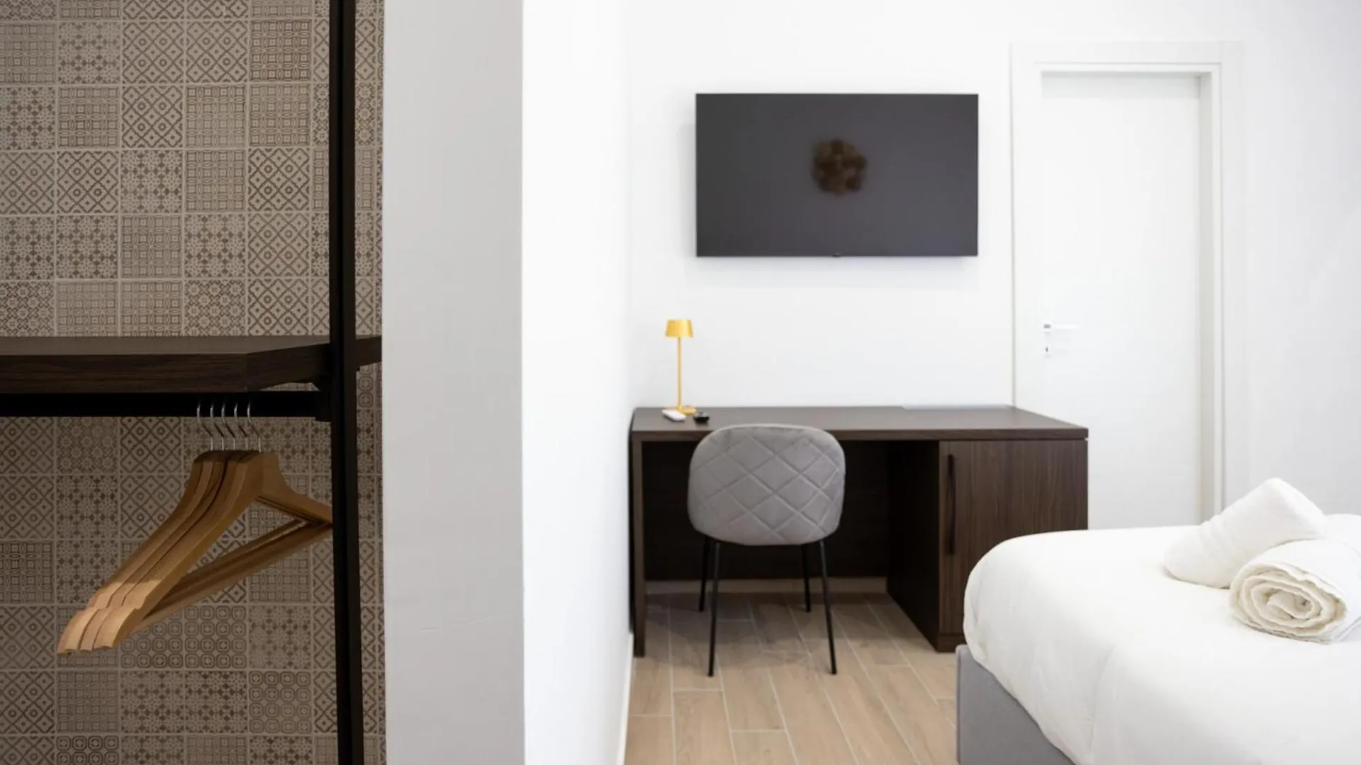 Palazzo Pepe Apartment Naples Italy